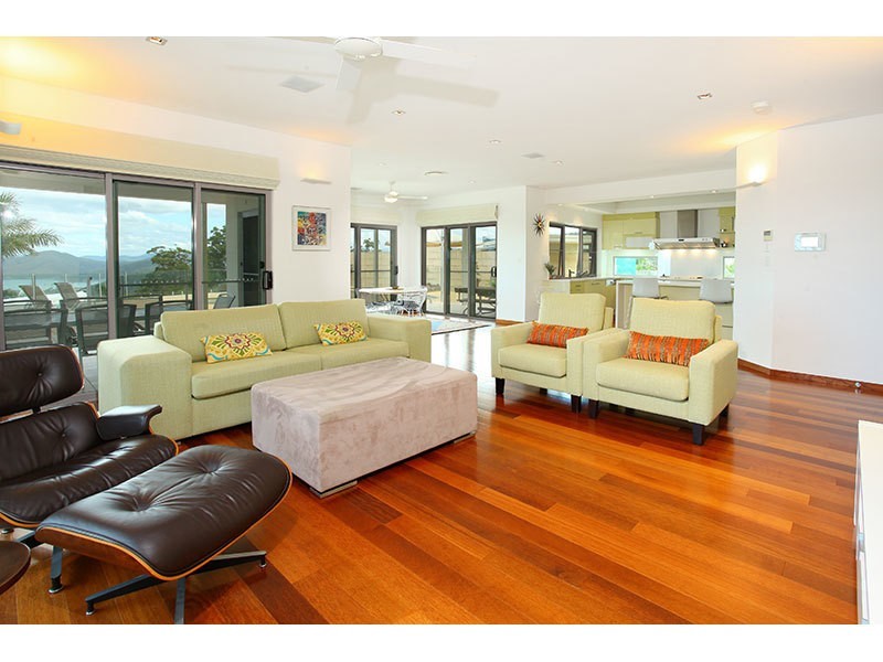 205 Beechmont Road, Advancetown QLD 4211