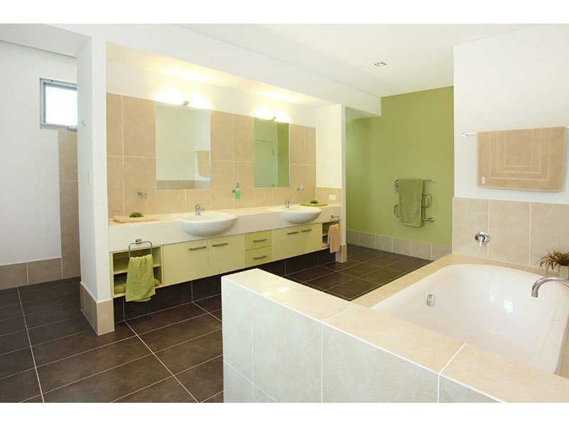 205 Beechmont Road, Advancetown QLD 4211