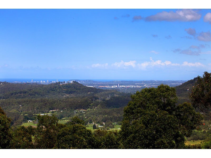 205 Beechmont Road, Advancetown QLD 4211