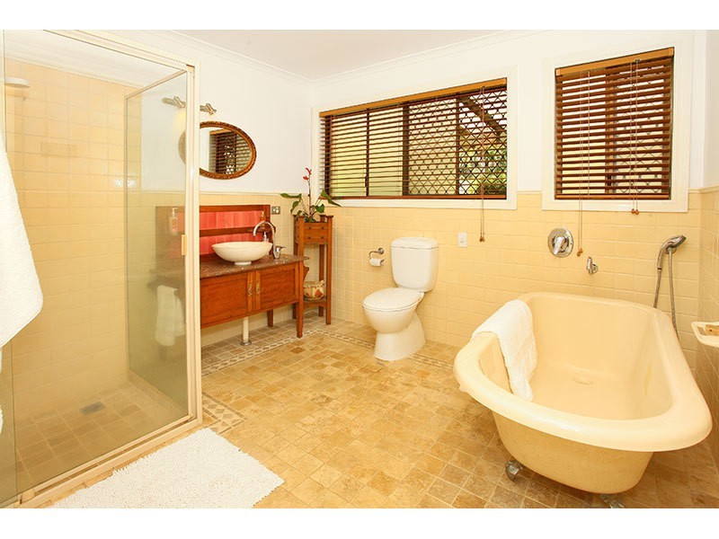 113 Clagiraba Road, Clagiraba QLD 4211