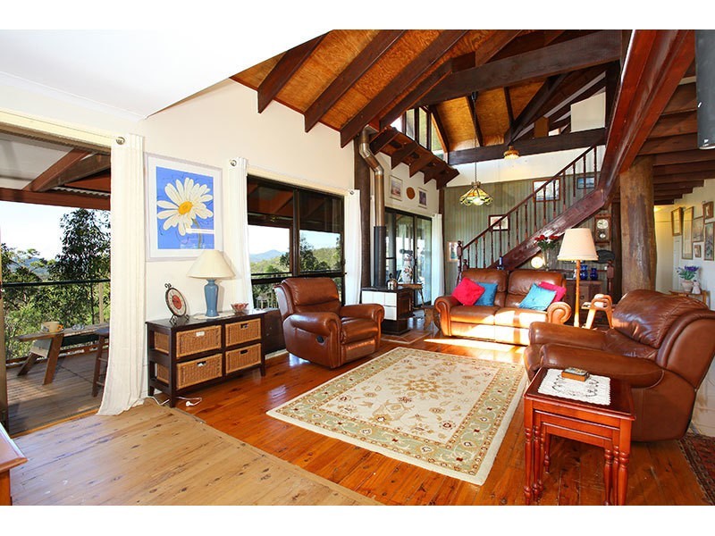 423 Clagiraba Road, Mount Nathan QLD 4211