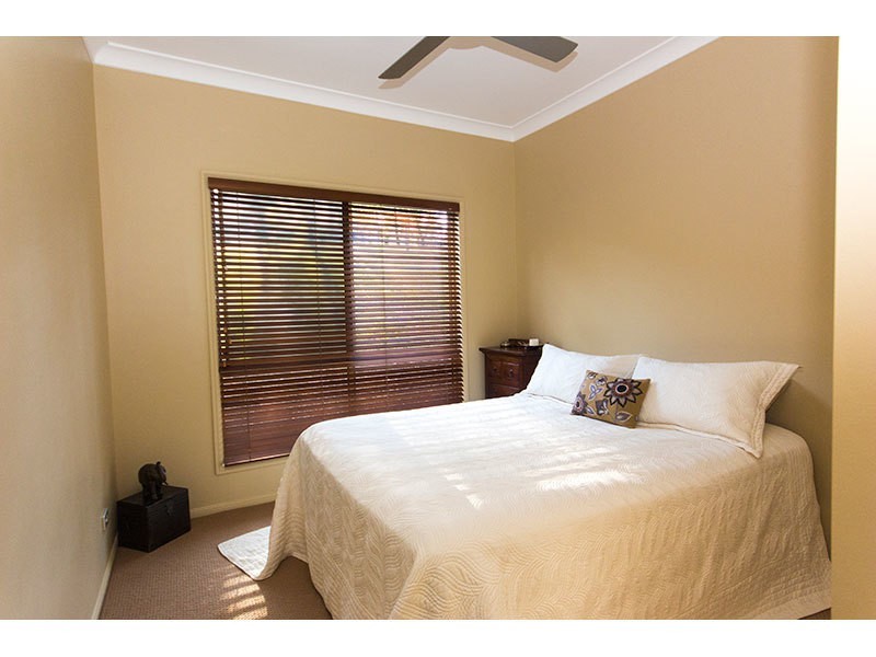 9-11 The Oval Drive, Mount Nathan QLD 4211