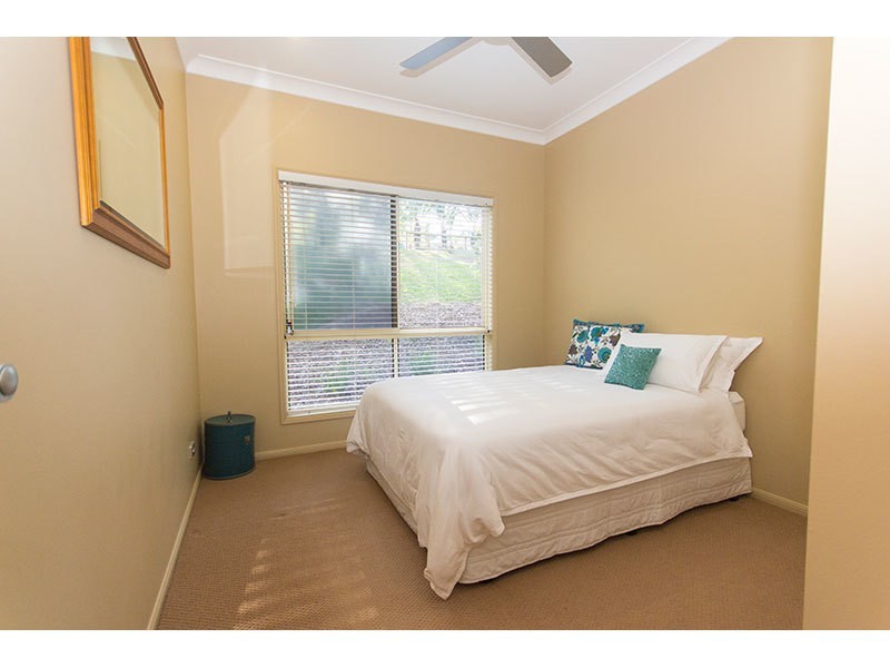 9-11 The Oval Drive, Mount Nathan QLD 4211