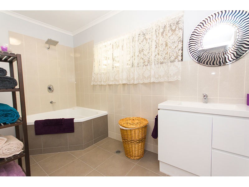 602 Beechmont Road, Lower Beechmont QLD 4211