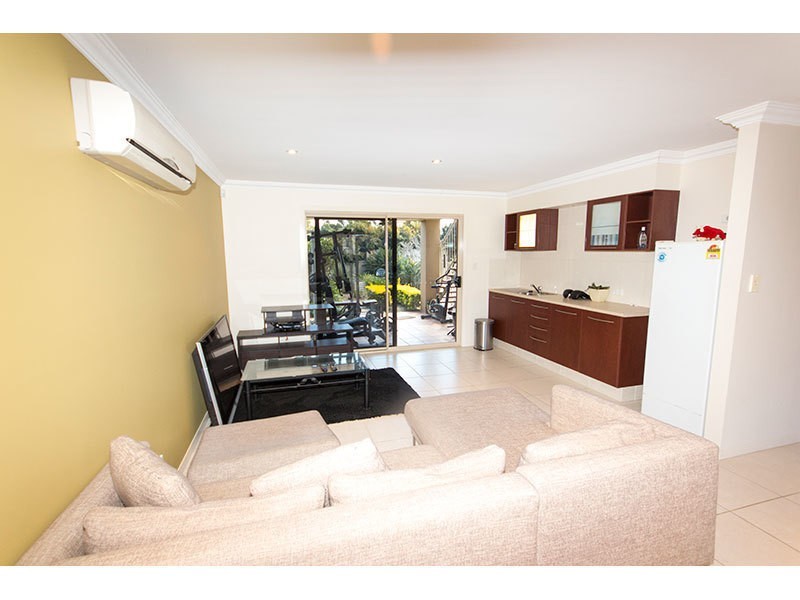 12 Ridgeline Way, Highland Park QLD 4211