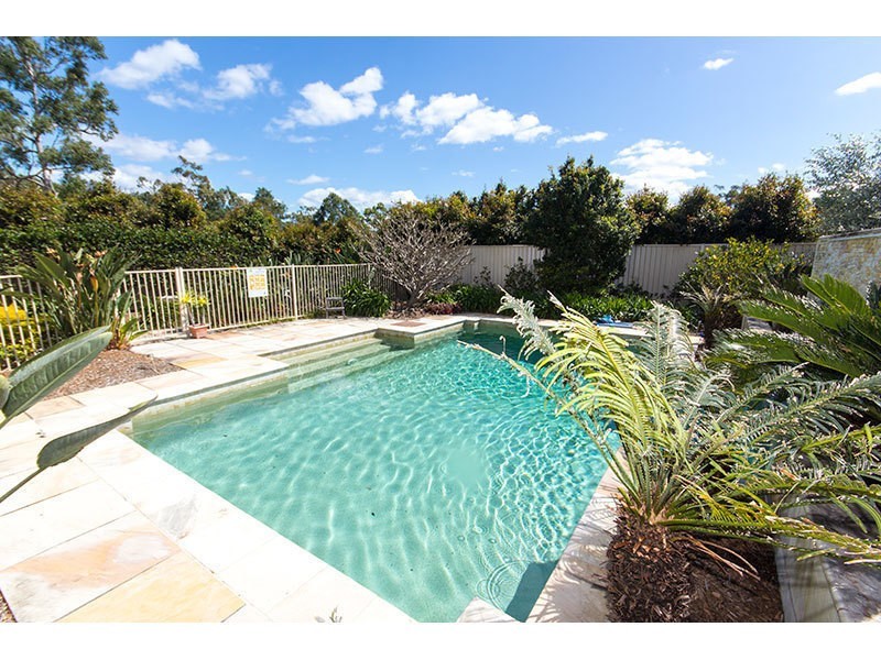 12 Ridgeline Way, Highland Park QLD 4211