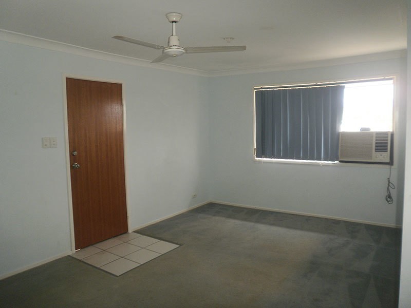 2/76 Paddington Drive, Carrara QLD 4211