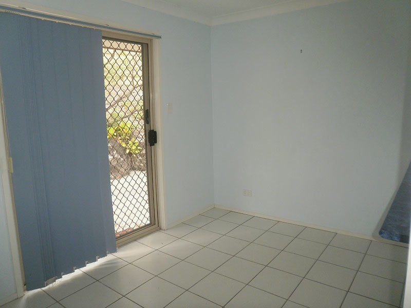 2/76 Paddington Drive, Carrara QLD 4211