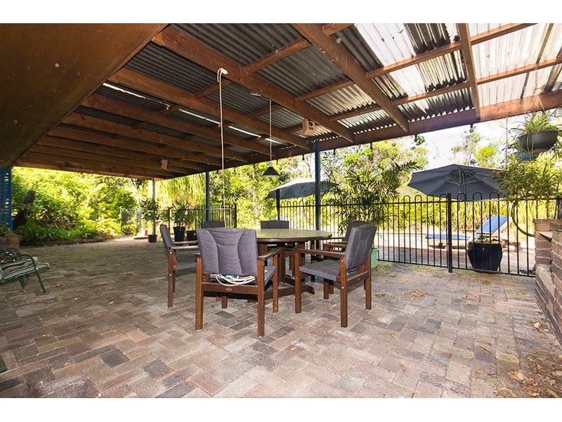 18 Winderadeen Court, Nerang QLD 4211