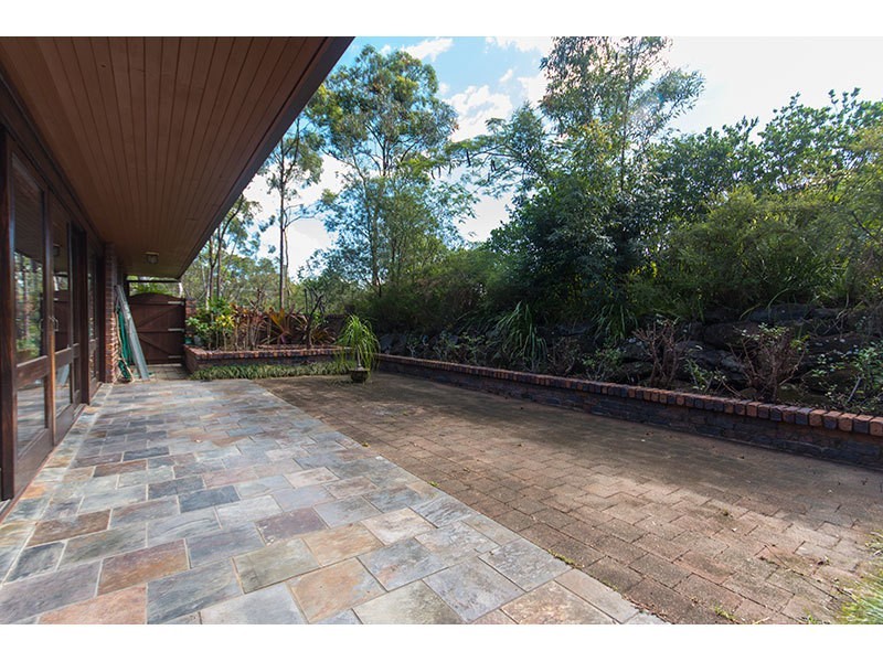 18 Winderadeen Court, Nerang QLD 4211