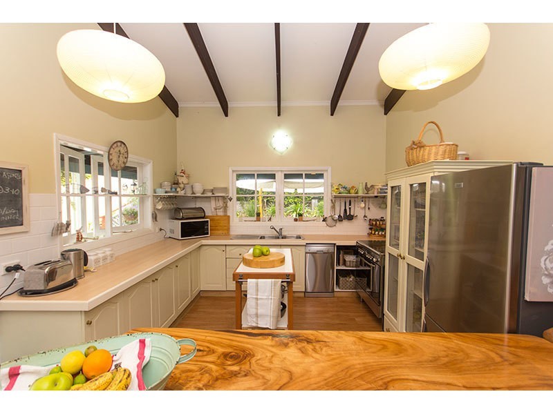 16 Gretty Lane, Lower Beechmont QLD 4211