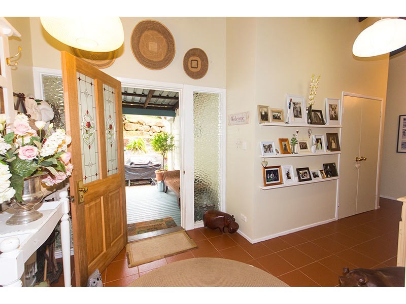 16 Gretty Lane, Lower Beechmont QLD 4211