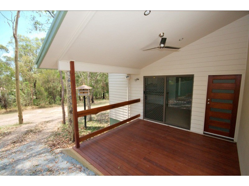 8a Marla Way, Carrara QLD 4211