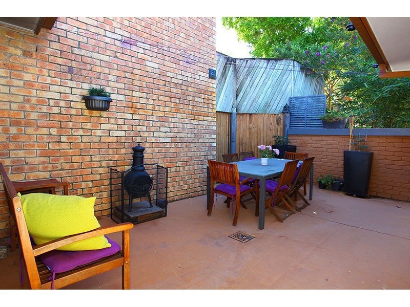 6/8 Kilpatrick Court, Highland Park QLD 4211