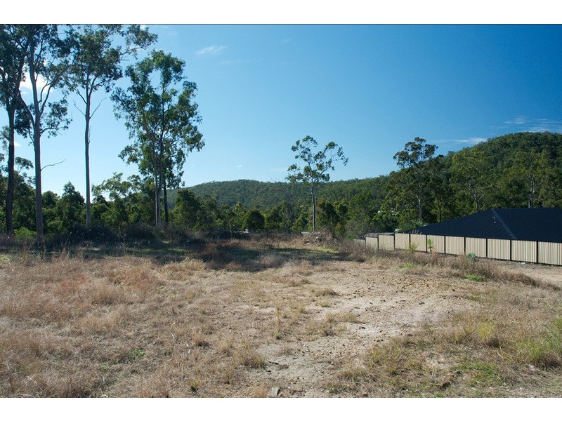 2 Cargellico Street, Maudsland QLD 4210