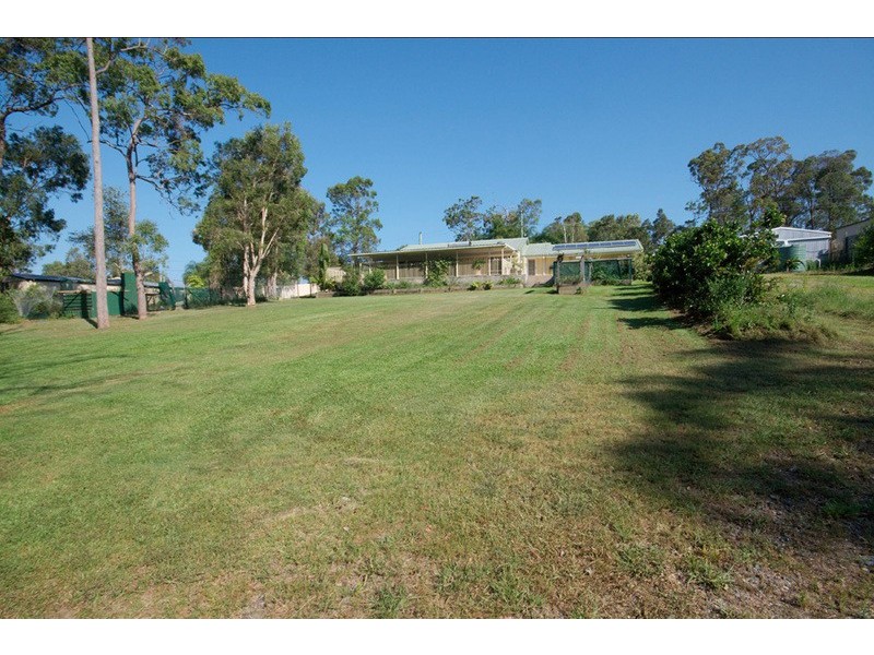 139 Castle Hill Drive North, Gaven QLD 4211