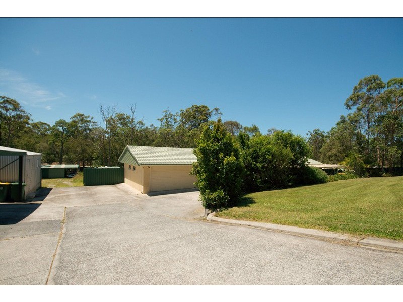 139 Castle Hill Drive North, Gaven QLD 4211