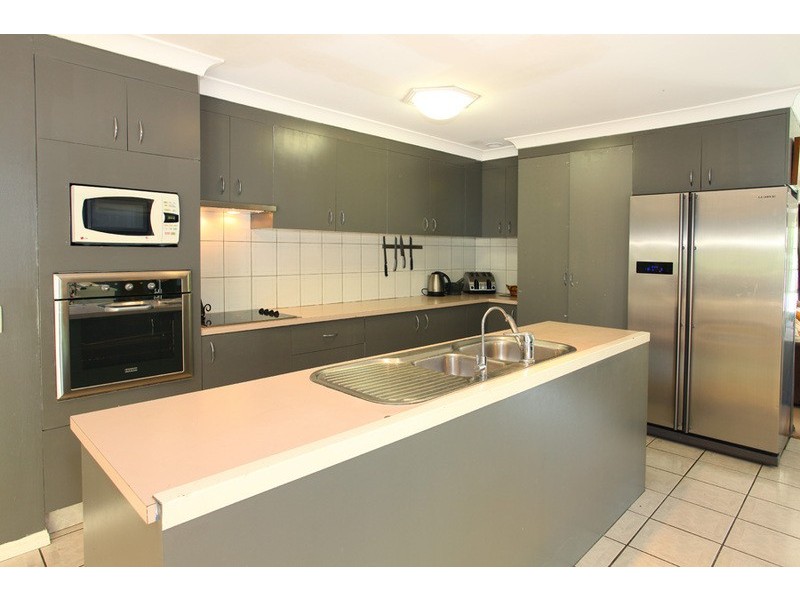 4 Yarrimbah Drive, Nerang QLD 4211