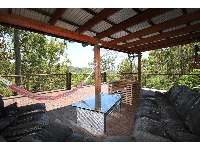 128 Narrow Leaf Road, Advancetown QLD 4211