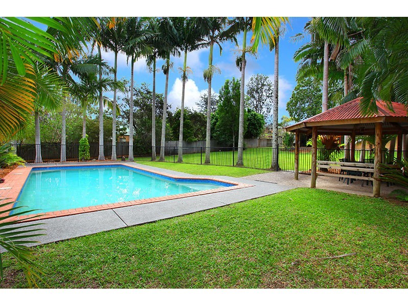 30 Baloo Crescent, Nerang QLD 4211