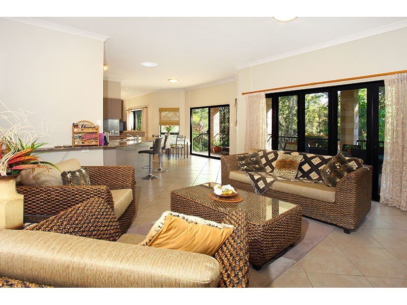 9 Hellfire Pass, Lower Beechmont QLD 4211