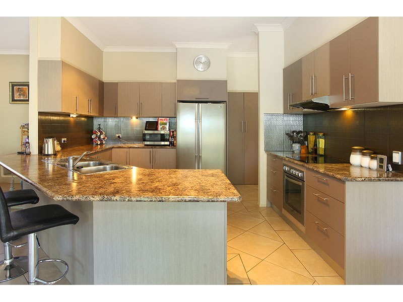 9 Hellfire Pass, Lower Beechmont QLD 4211