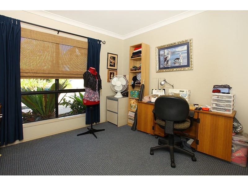 9 Hellfire Pass, Lower Beechmont QLD 4211