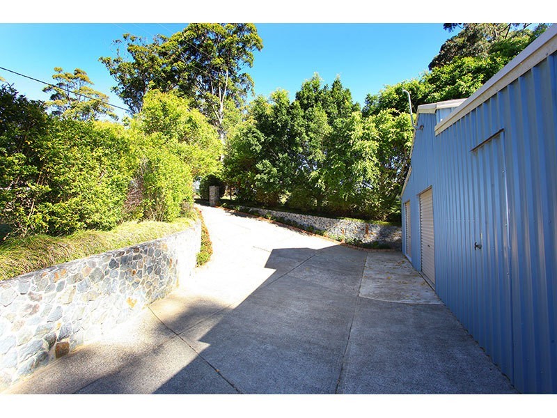 9 Hellfire Pass, Lower Beechmont QLD 4211