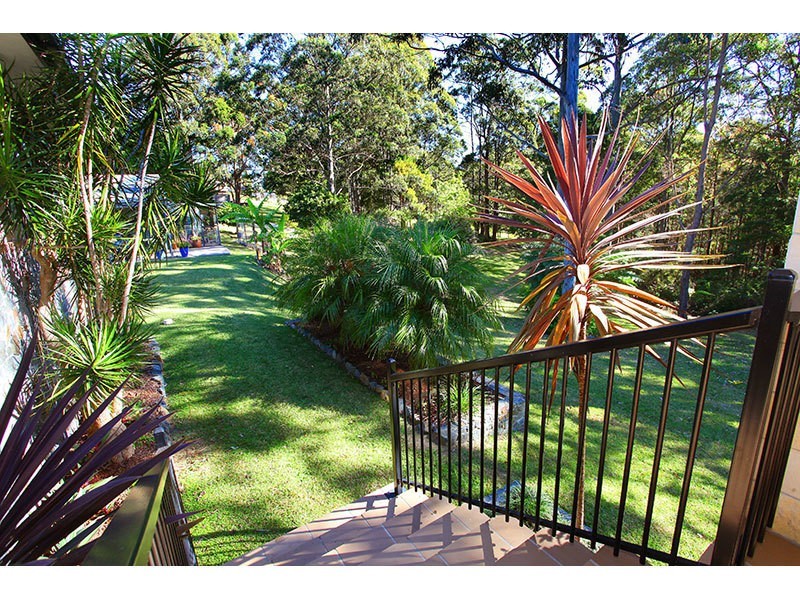 9 Hellfire Pass, Lower Beechmont QLD 4211
