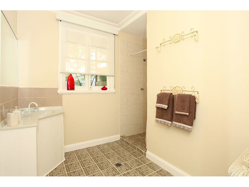 153 North Road, Lower Beechmont QLD 4211