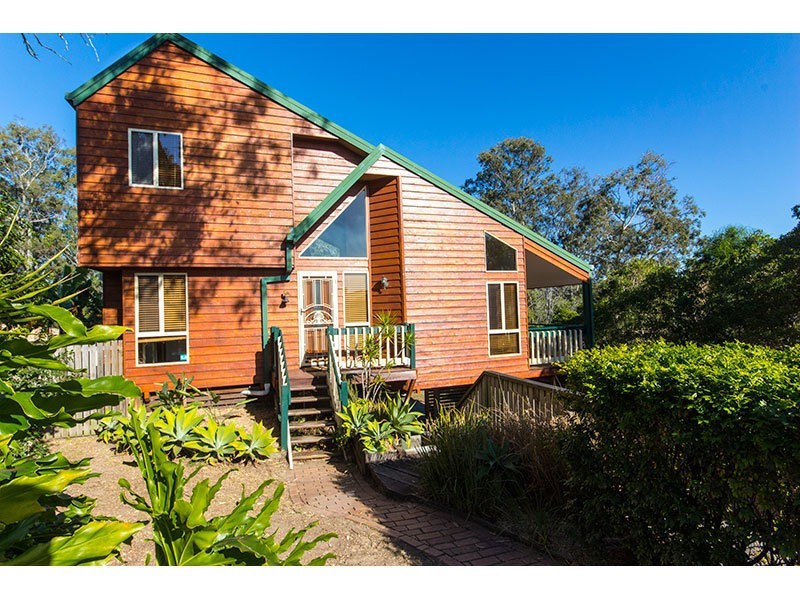 4 Pict Court, Nerang QLD 4211