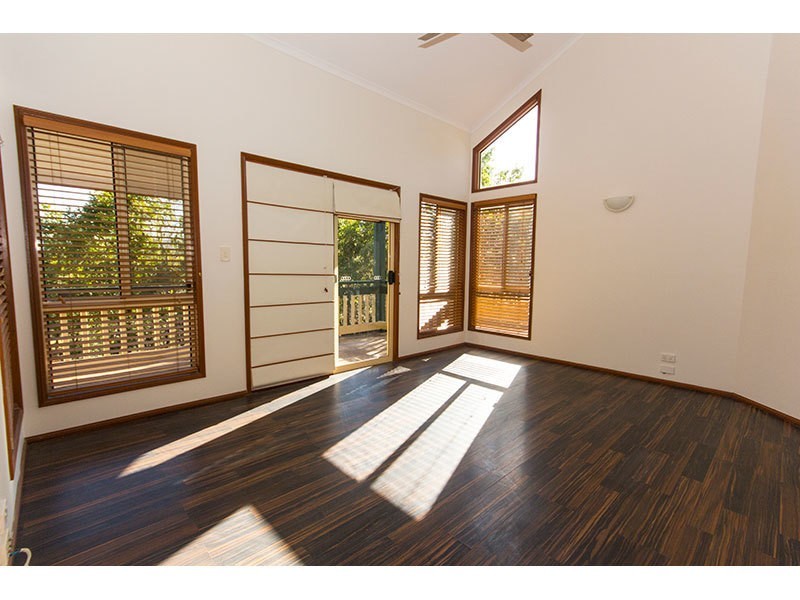 4 Pict Court, Nerang QLD 4211