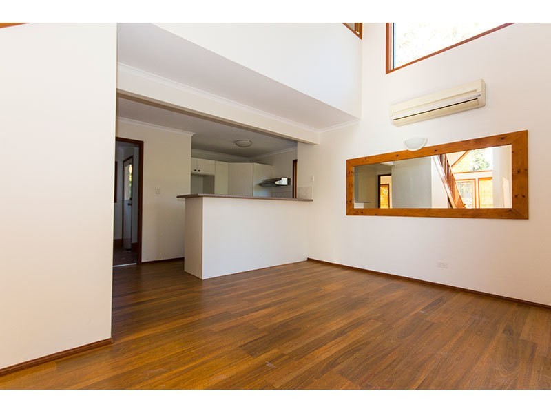 4 Pict Court, Nerang QLD 4211