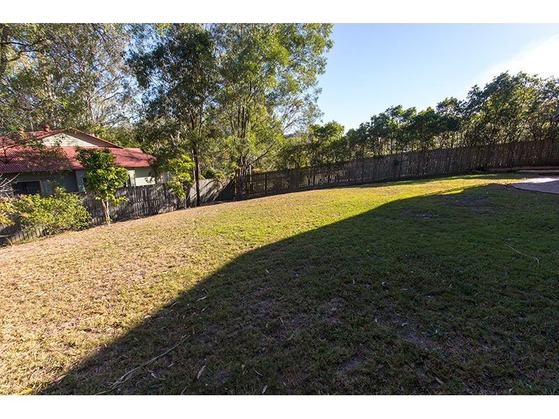 4 Pict Court, Nerang QLD 4211