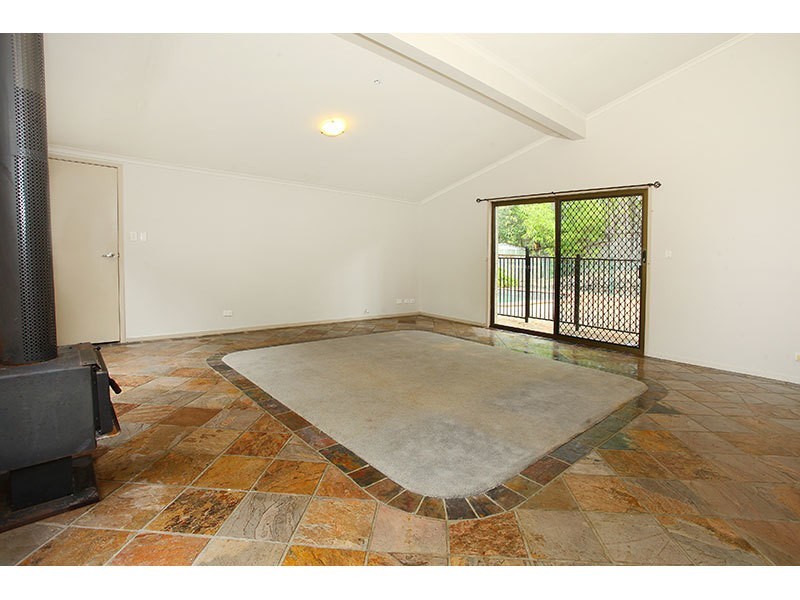 5 Glenmore Drive, Bonogin QLD 4213