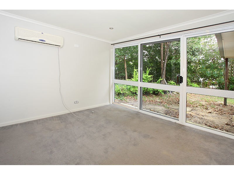 5 Glenmore Drive, Bonogin QLD 4213