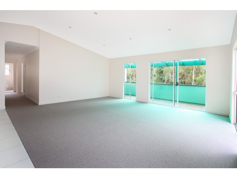117 North Road, Lower Beechmont QLD 4211