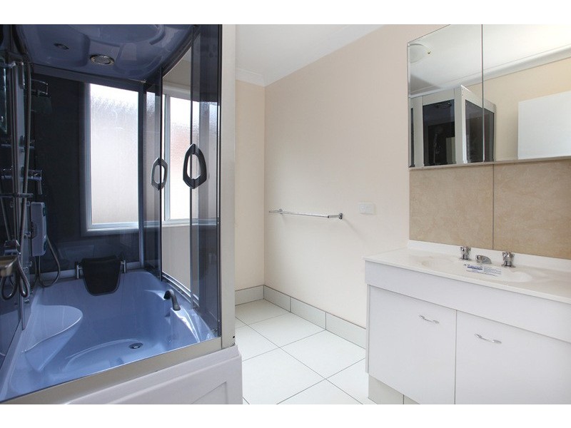 117 North Road, Lower Beechmont QLD 4211