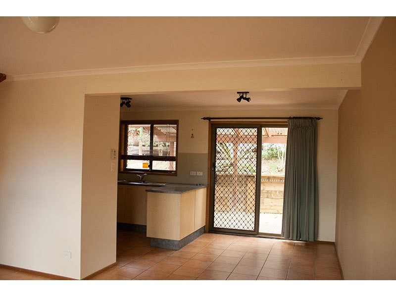 1/5 Parkridge Drive, Molendinar QLD 4214