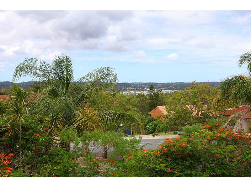 10/8 Kilpatrick Court, Highland Park QLD 4211