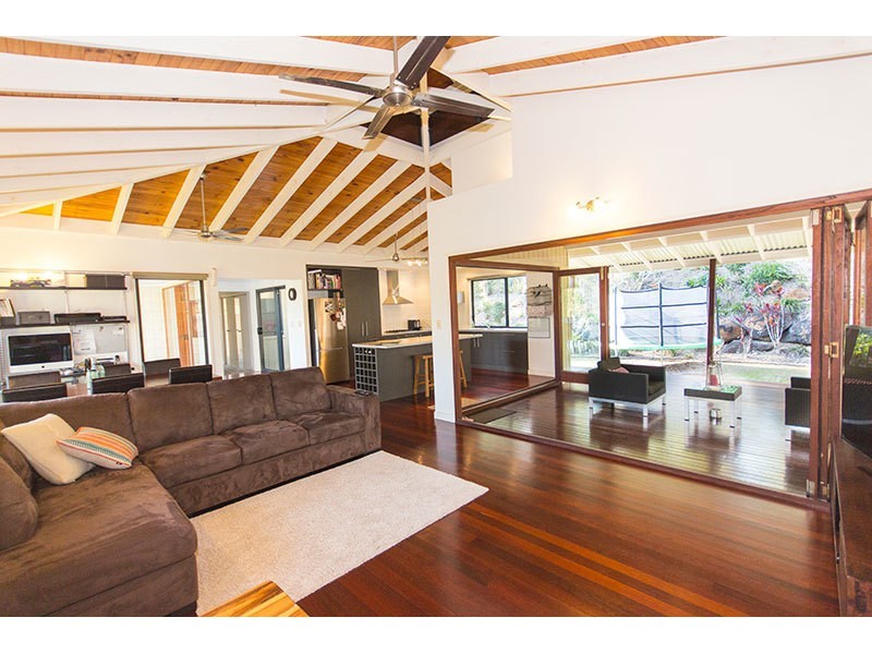 9 Bilby Close, Nerang QLD 4211