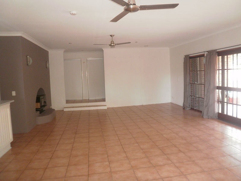 15 St Petersburg Place, Nerang QLD 4211