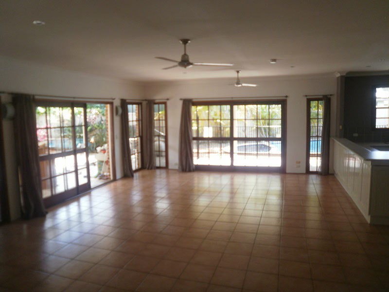 15 St Petersburg Place, Nerang QLD 4211
