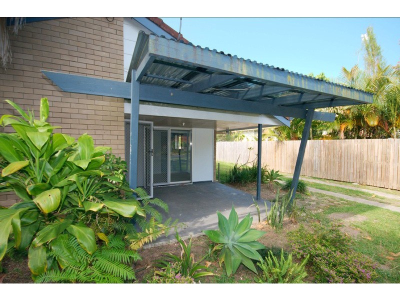 27 Lurline Street, Southport QLD 4215