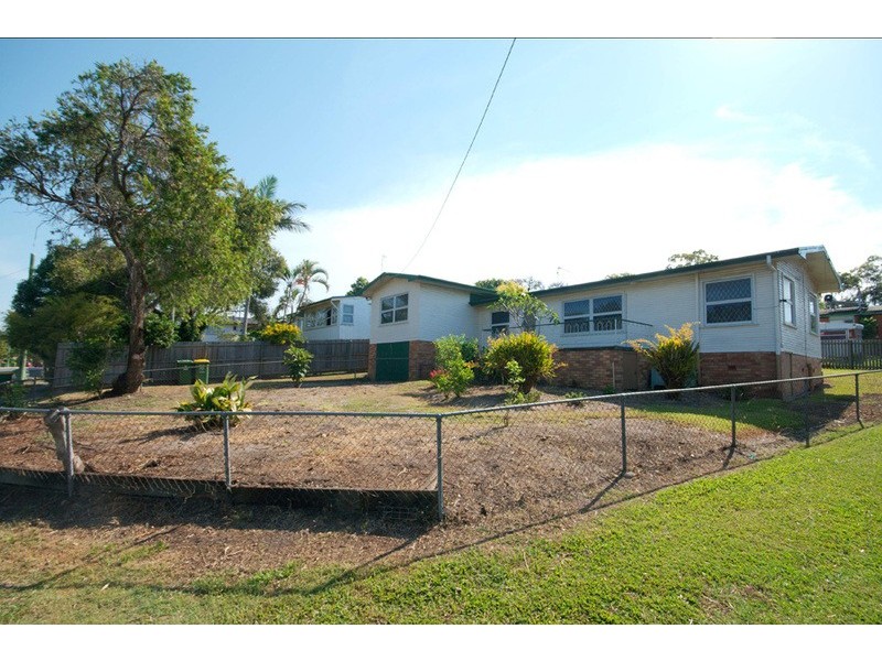 40 Geoffery Avenue, Southport QLD 4215