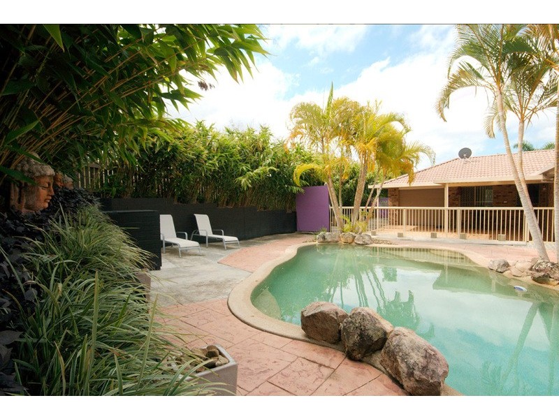 5 Yarandin Court, Worongary QLD 4213