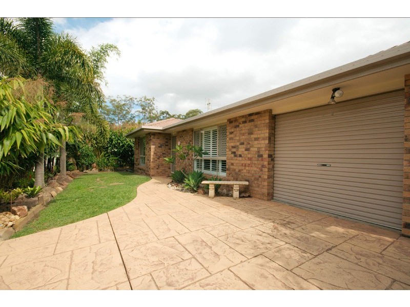 5 Yarandin Court, Worongary QLD 4213