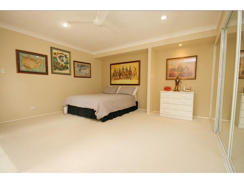 5 Yarandin Court, Worongary QLD 4213