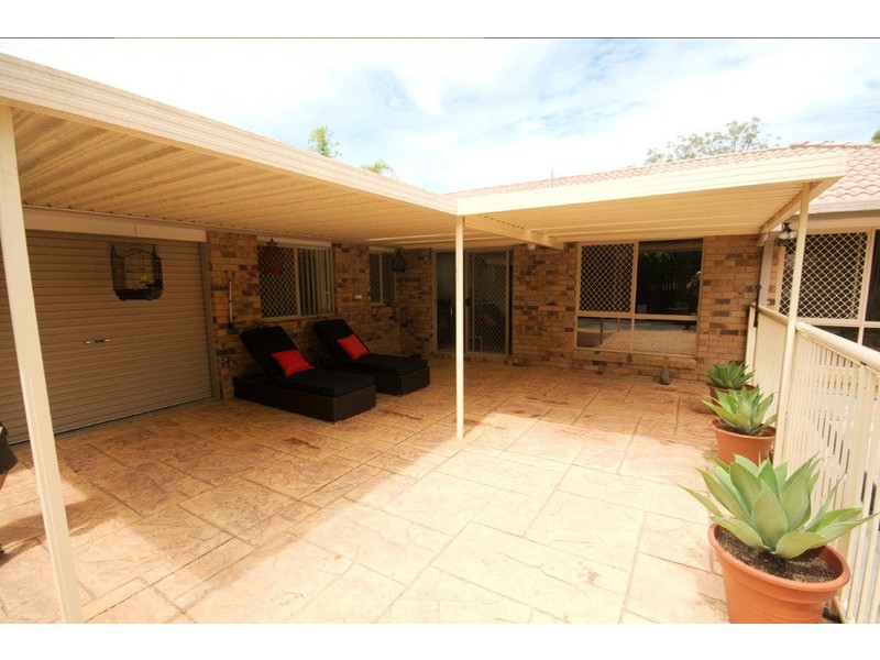 5 Yarandin Court, Worongary QLD 4213