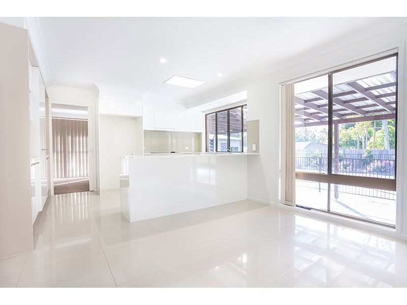 5 Carnation Way, Gaven QLD 4211